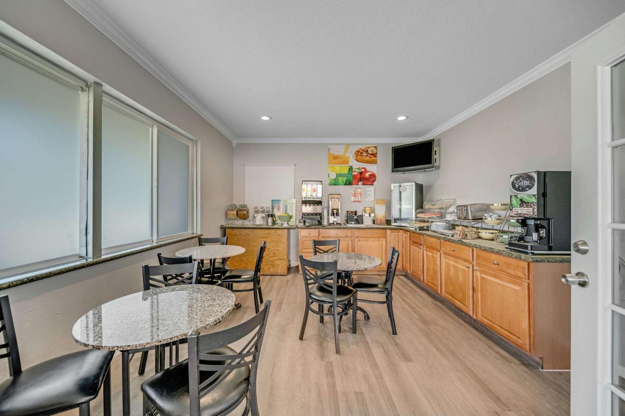 Quality Inn Santa Cruz